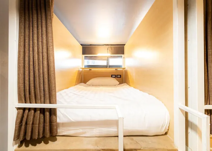 Khao San Social Capsule Hostel