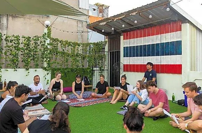 بيت شباب Khao San Social Capsule