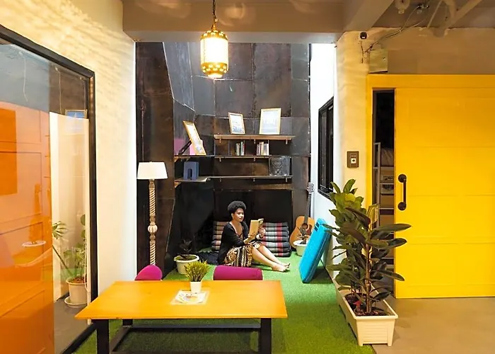 Hostel Khao San Social Capsule *