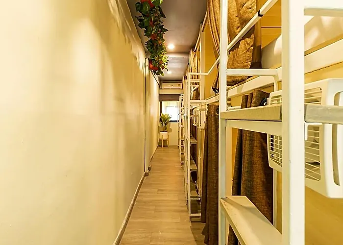 Khao San Social Capsule Hostel